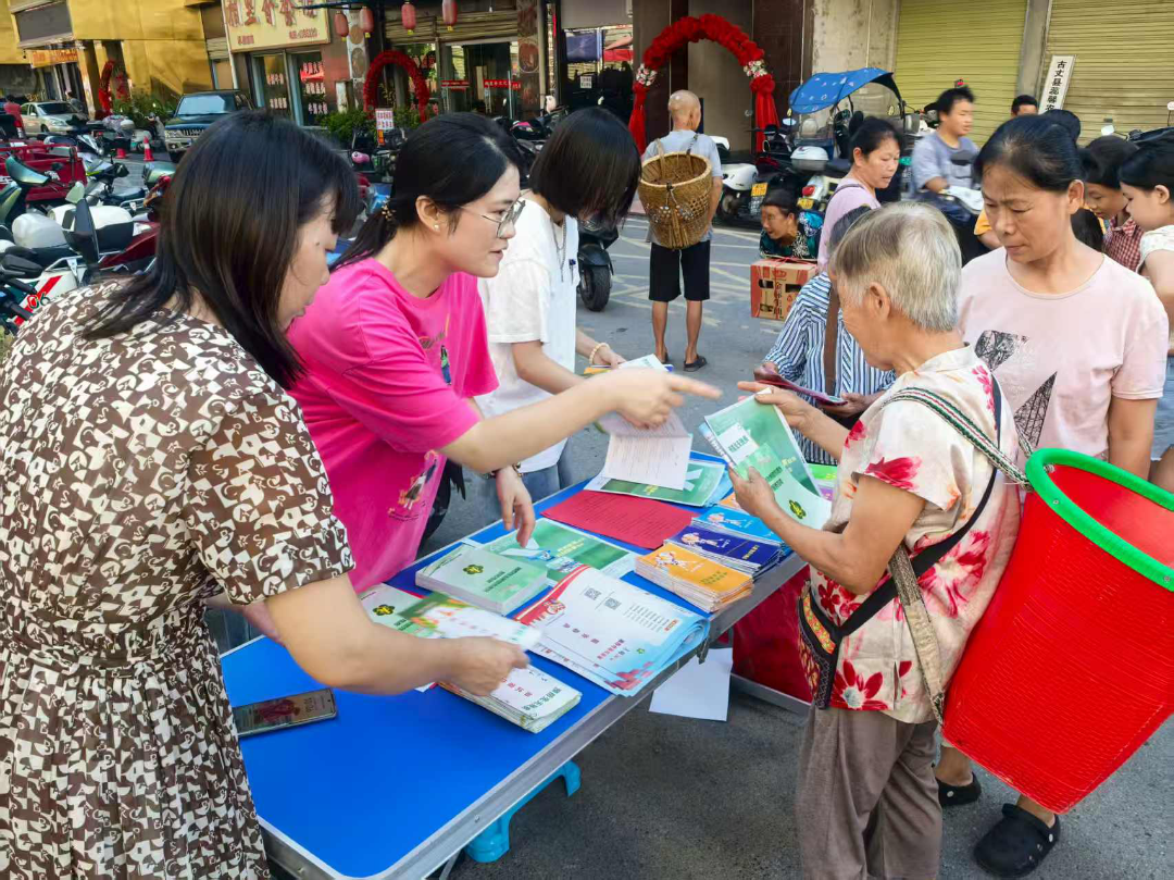 1765937364428682.png 640 (2).png